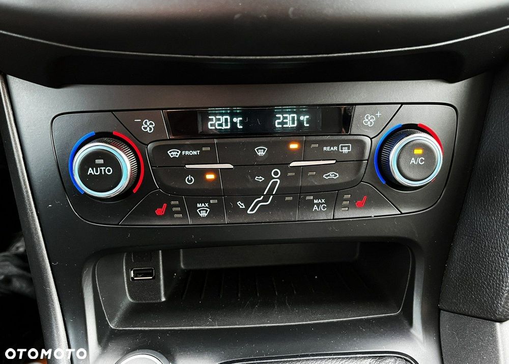 Ford Focus - 23
