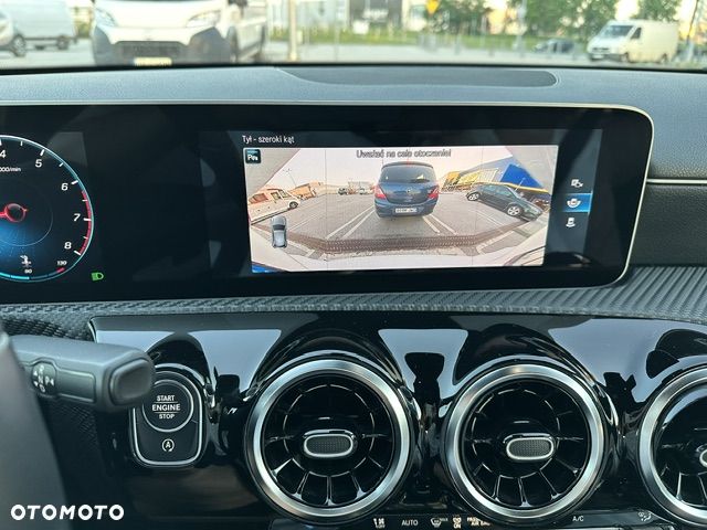 Mercedes-Benz Klasa A 180 Style 7G-DCT - 18