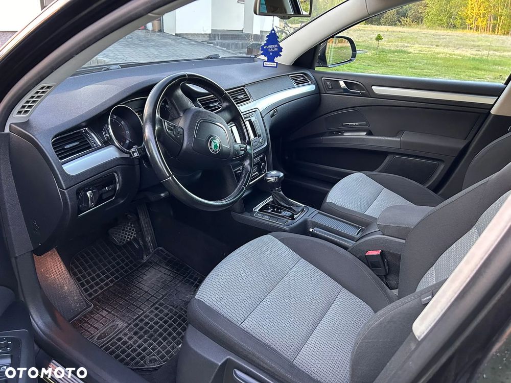 Skoda Superb 1.8 TSI Ambition DSG - 16