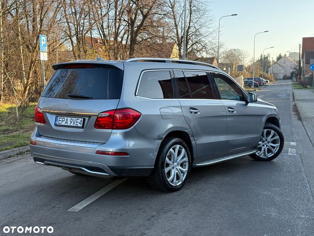 Mercedes-Benz GL - 5