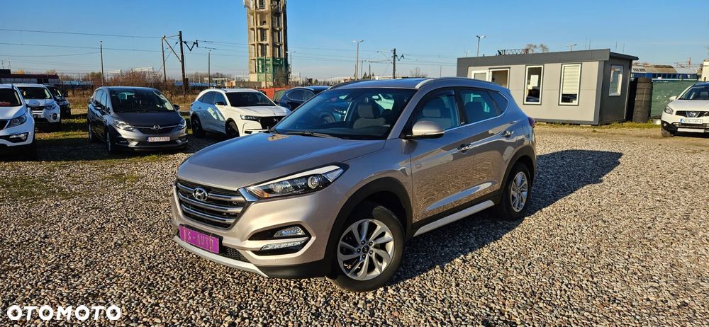 Hyundai Tucson - 1