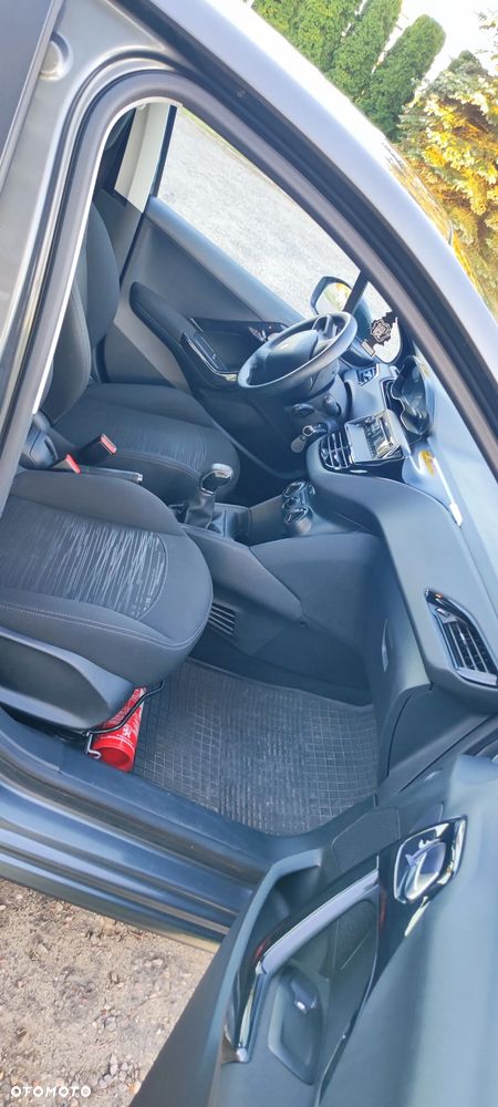 Peugeot 208 1.2 VTi Access - 9