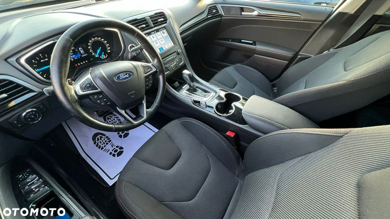 Ford Mondeo - 12