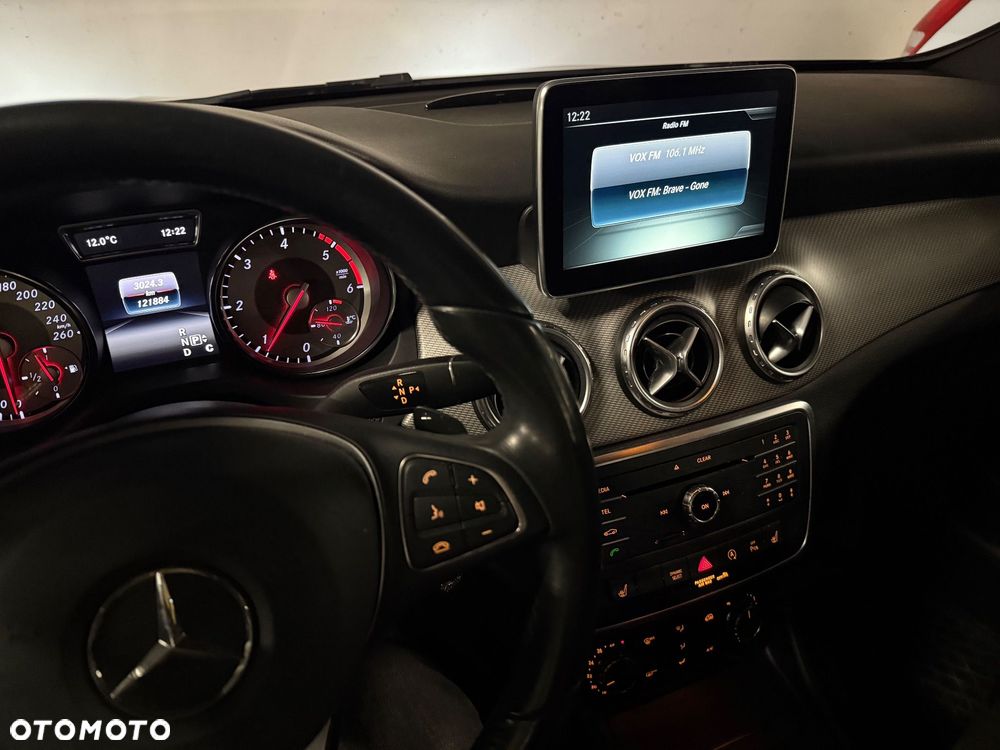 Mercedes-Benz GLA - 3