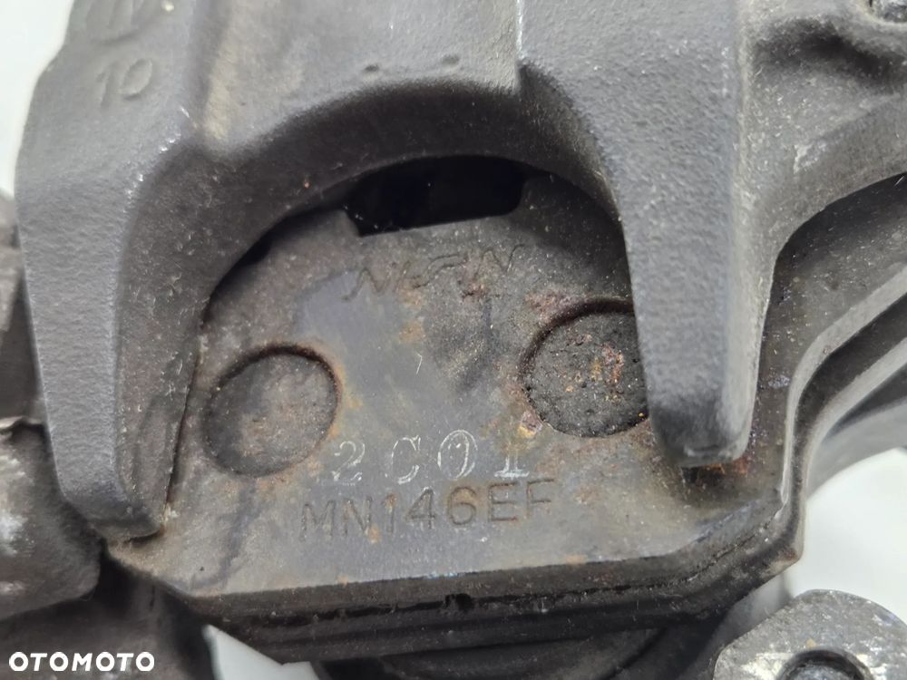 SUZUKI GW 250 INAZUMA ZACISK HAMULCA TYŁ - 11