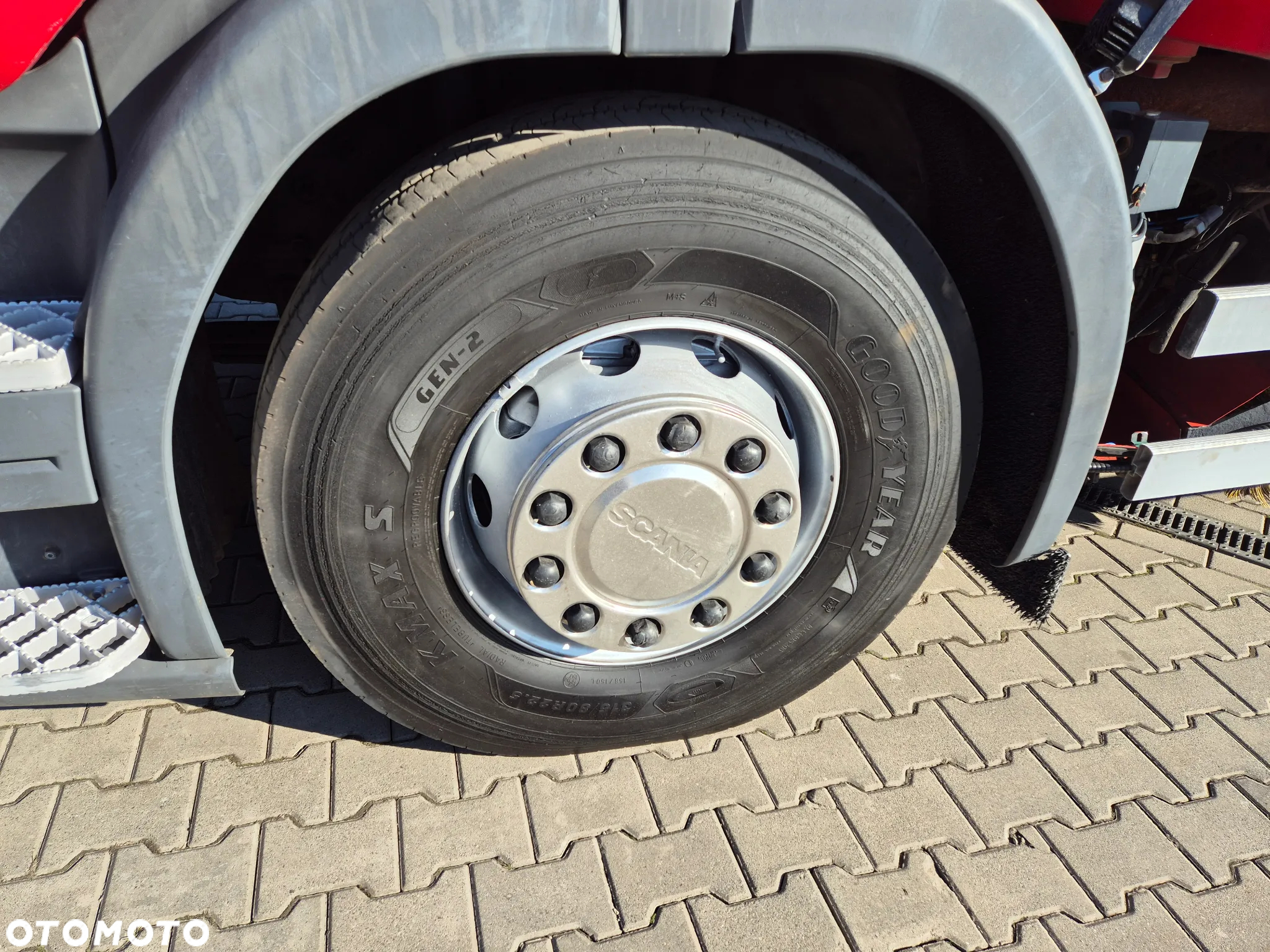 Scania P230 4X2 / ZAMIATARKA / JOHNSTON VX800 / POLEWACZKA / NISKI PRZEBIEG / IDEALNY STAN / BEZWYPADKOWY / 1WŁ! / AUTOMAT - 16