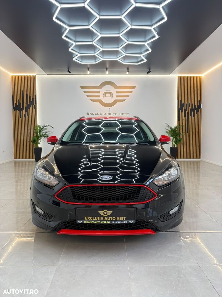 Ford Focus 1.5 EcoBoost Titanium - 12