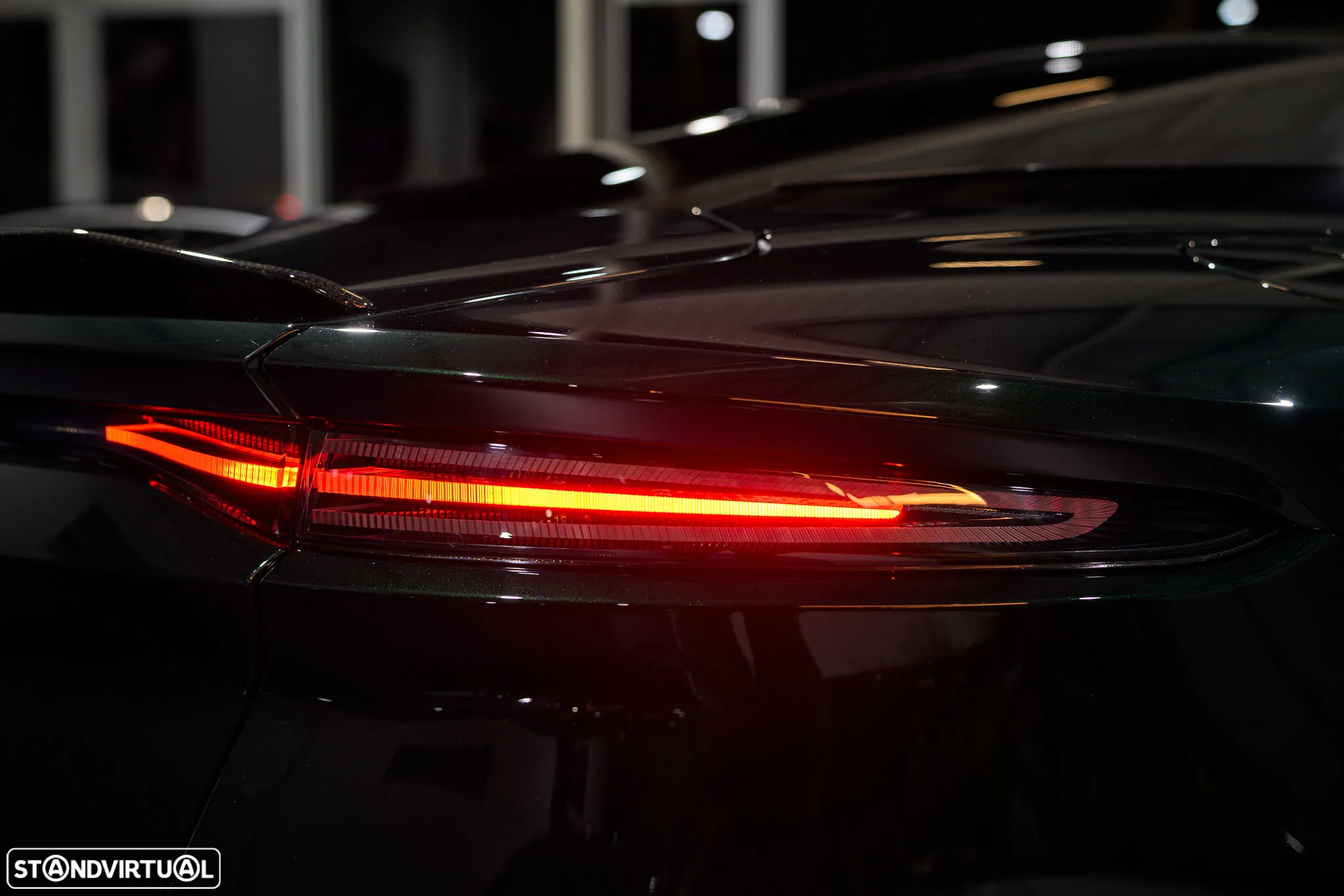 Aston Martin DBS Coupe 770 Ultimate - 25
