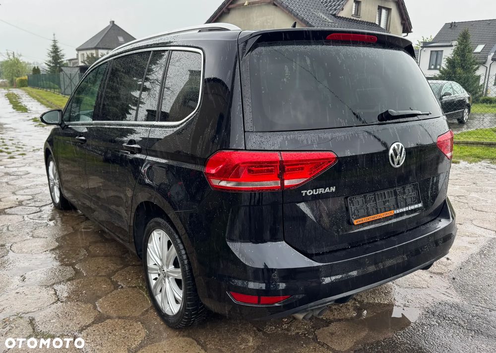 Volkswagen Touran 2.0 TDI BMT Highline DSG - 11
