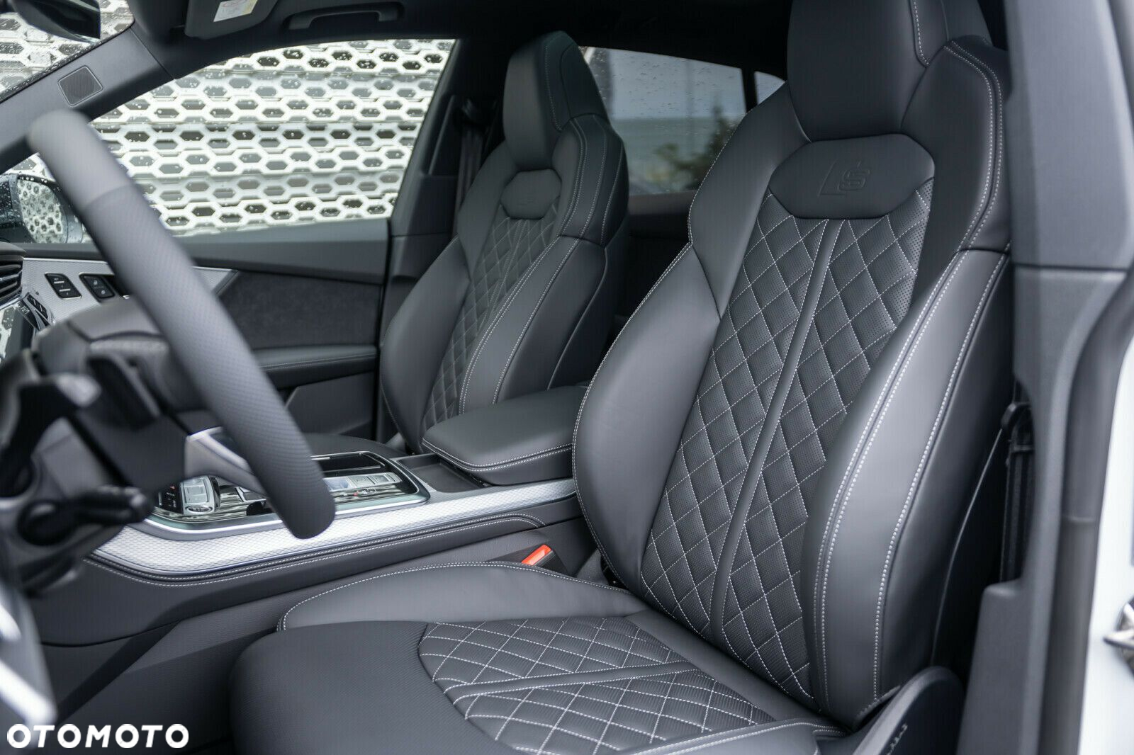 Audi Q8 - 11