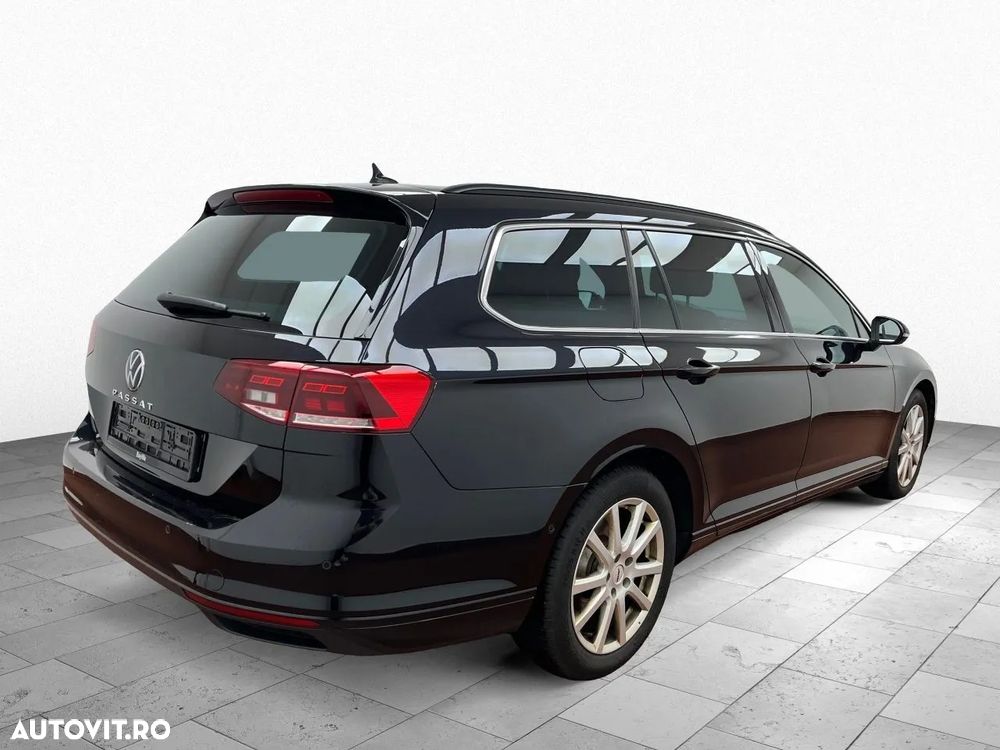 Volkswagen Passat Variant 2.0 TDI DSG Business - 4