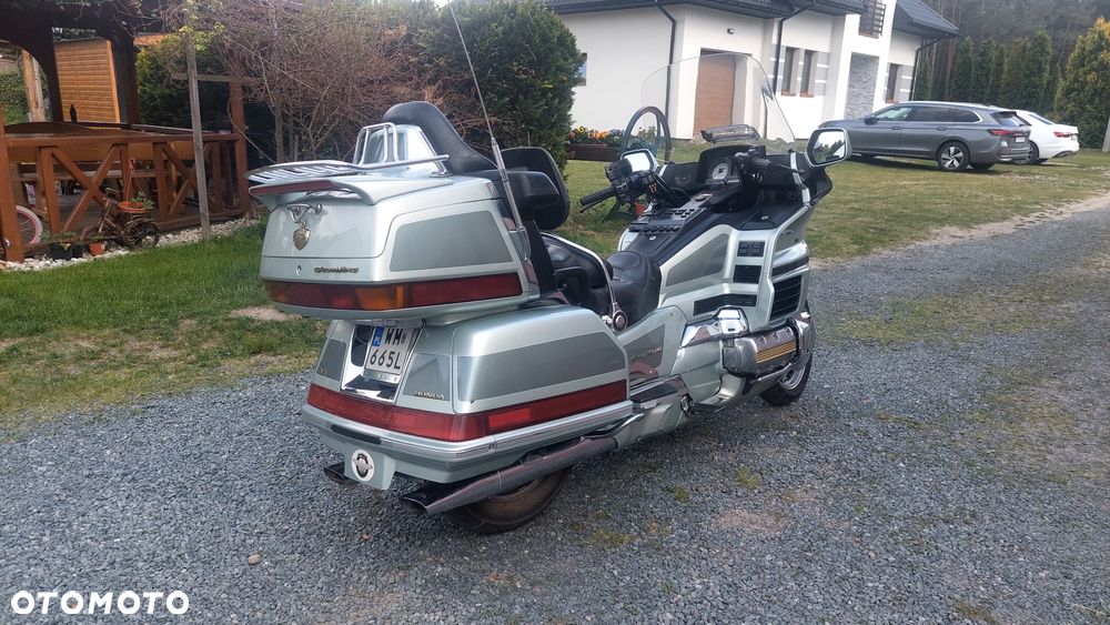 Honda GL - 8