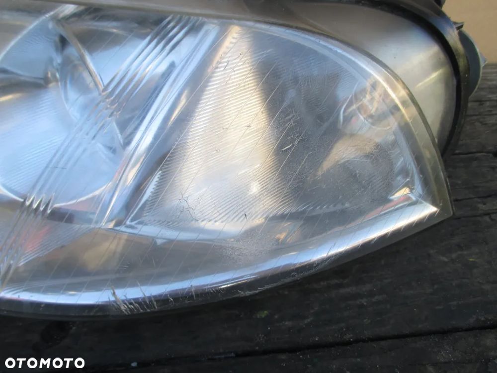 Lampa lewa PASSAT B5 LIFT HELLA EUROPA - 3