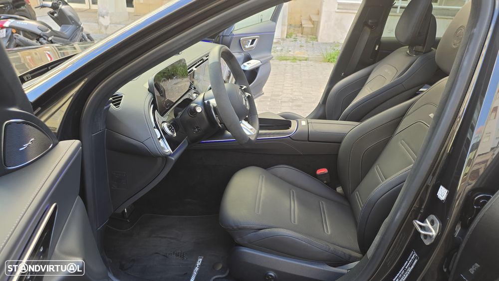 Mercedes-Benz E 53 AMG Hybrid 4Matic+ - 22