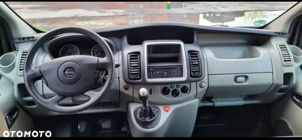 Opel Vivaro - 4