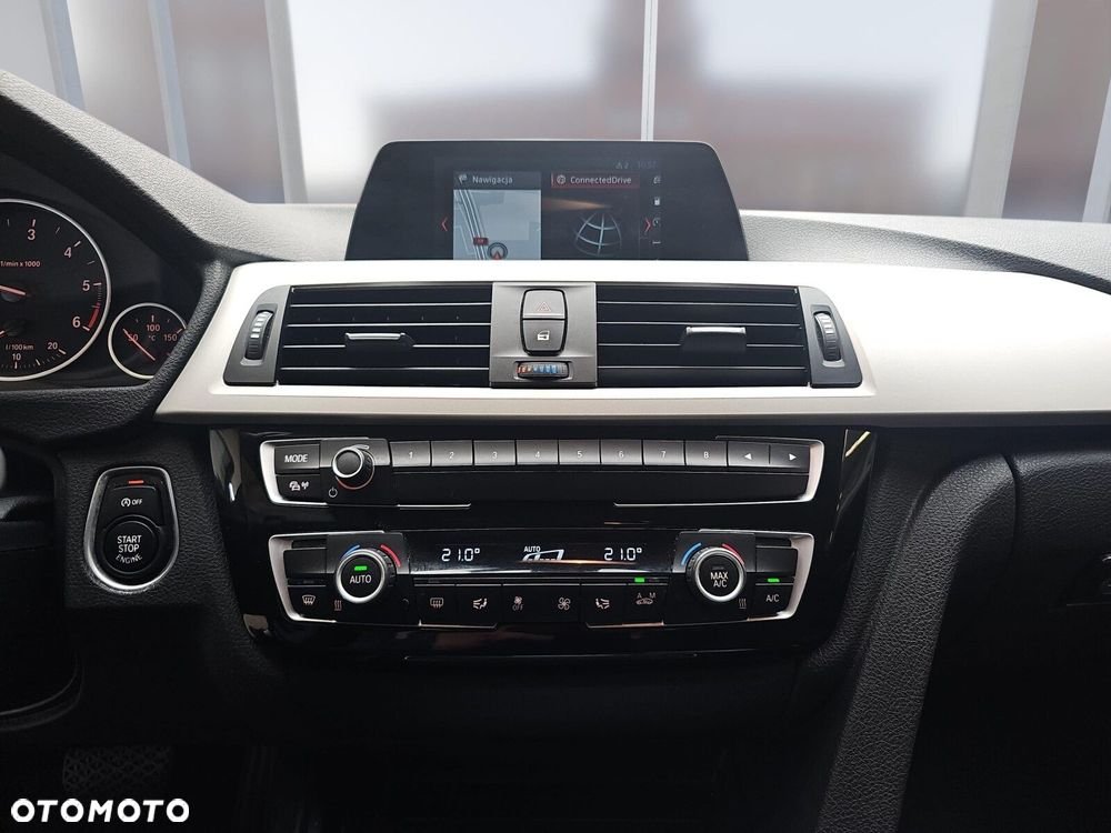BMW Seria 3 318d - 16
