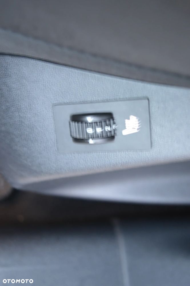 Peugeot 2008 120 VTI Business-Line - 24