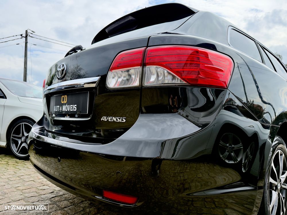 Toyota Avensis SW 2.0 D-4D Exclusive +Navi - 16