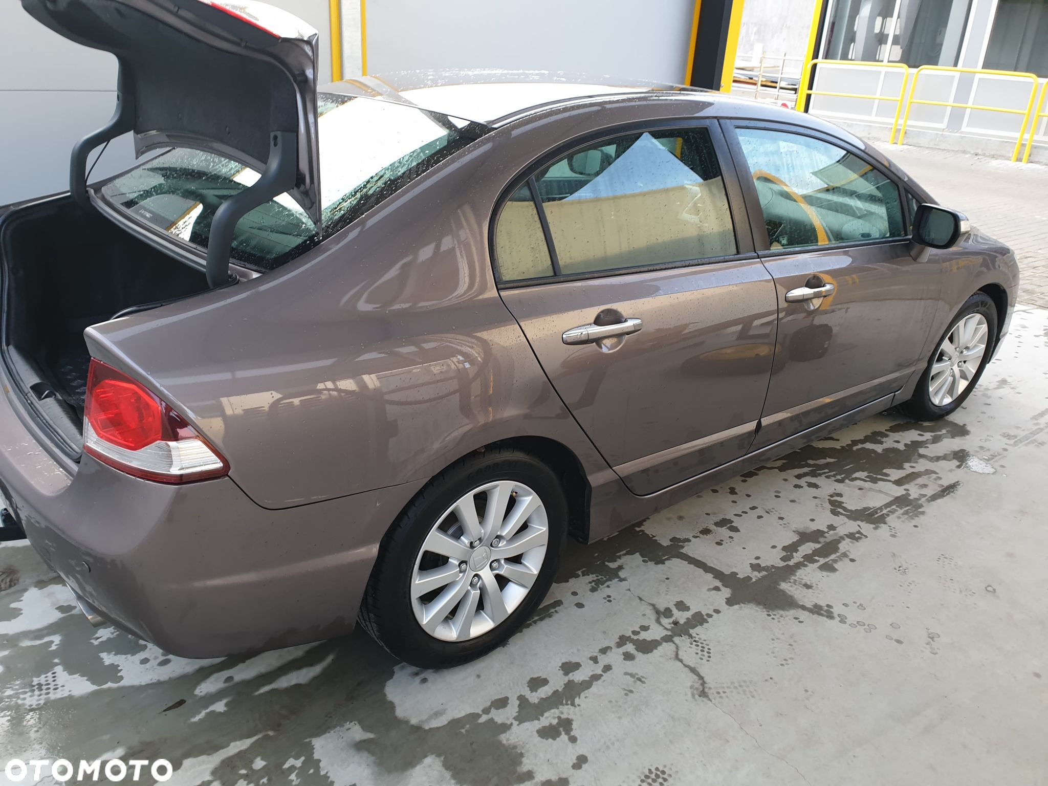 Honda Civic 1.8 Executive - 2