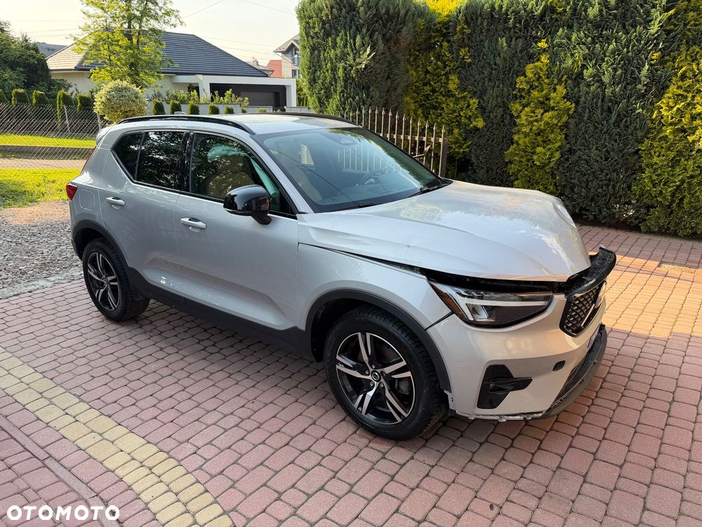 Volvo XC 40 B5 B AWD Ultimate Dark - 3