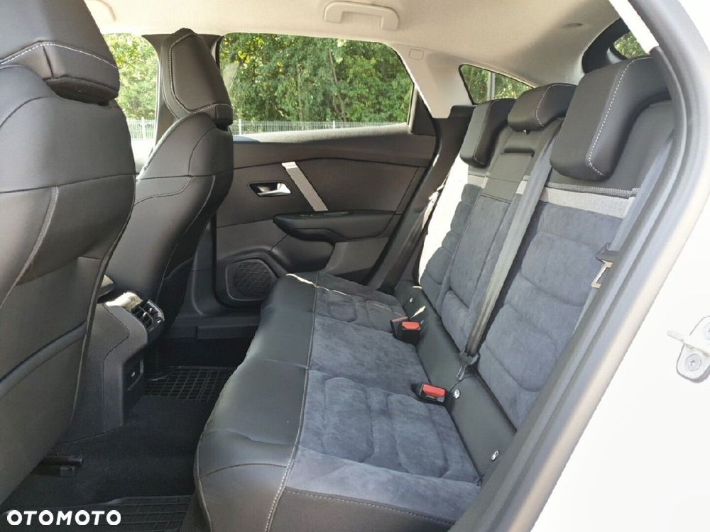 Citroën C4 1.2 PureTech Max S&S EAT8 - 10
