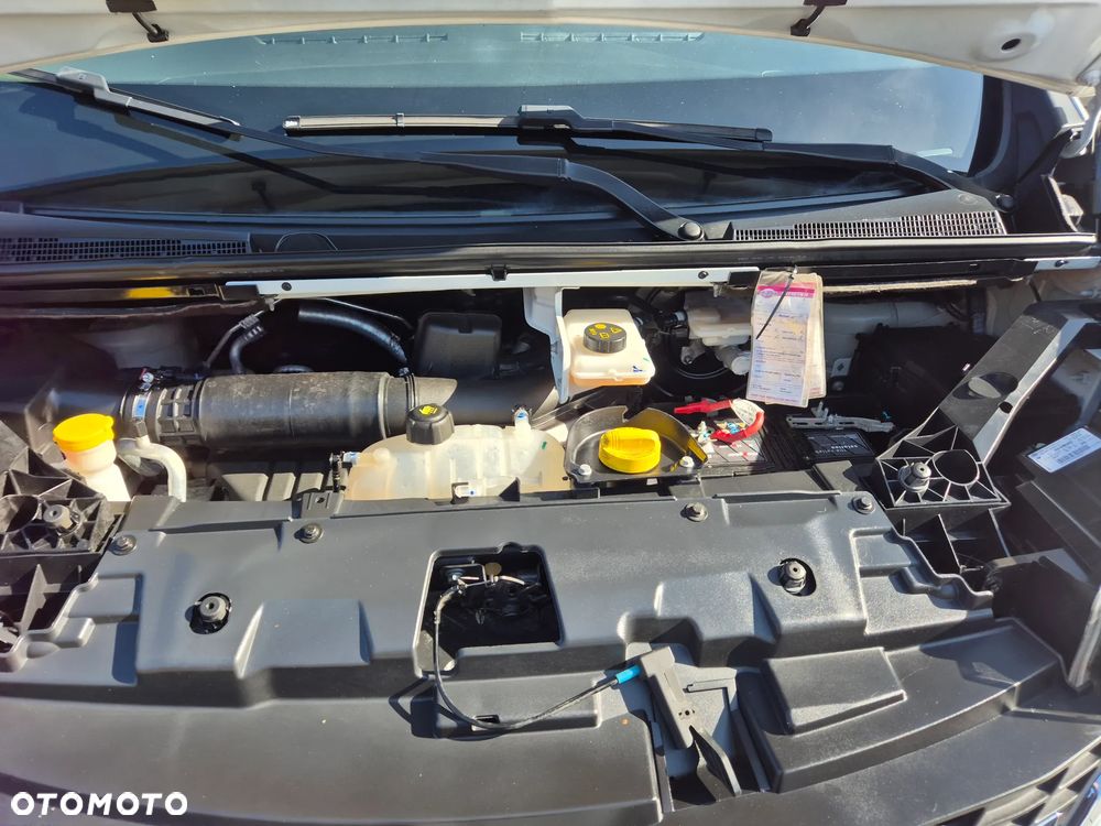 Renault Trafic - 18