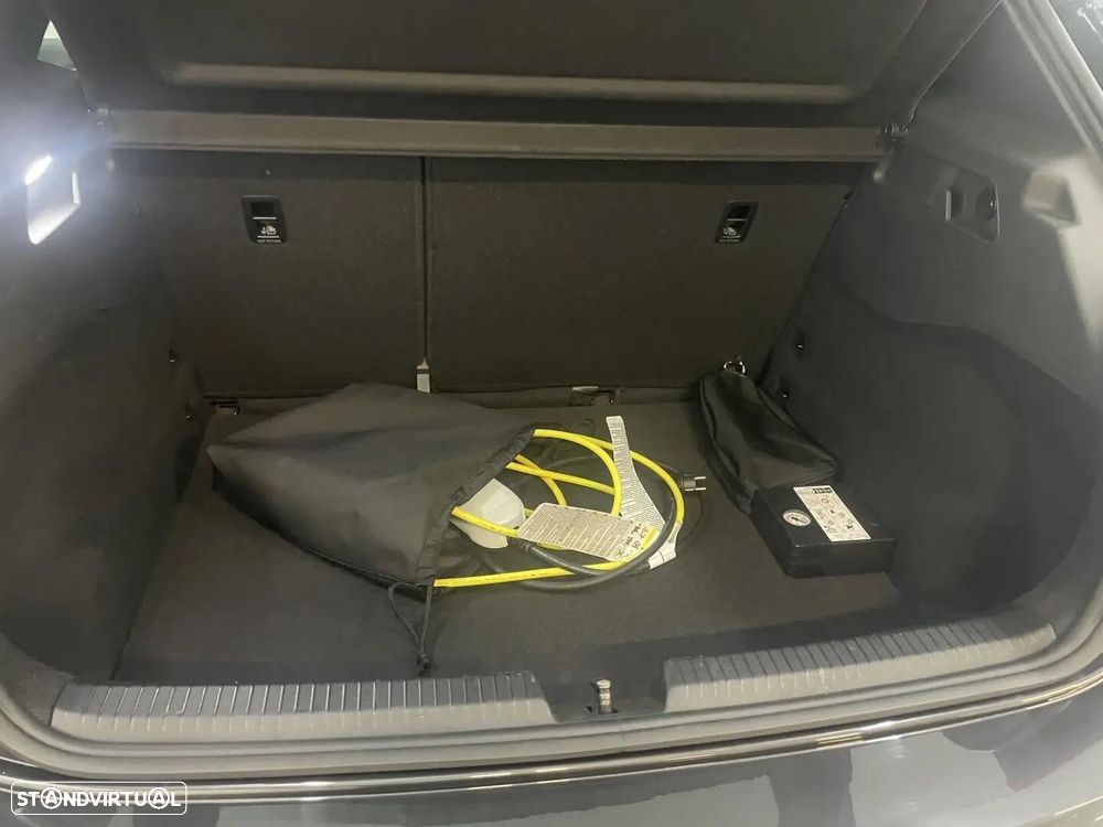 VW ID.3 - 30