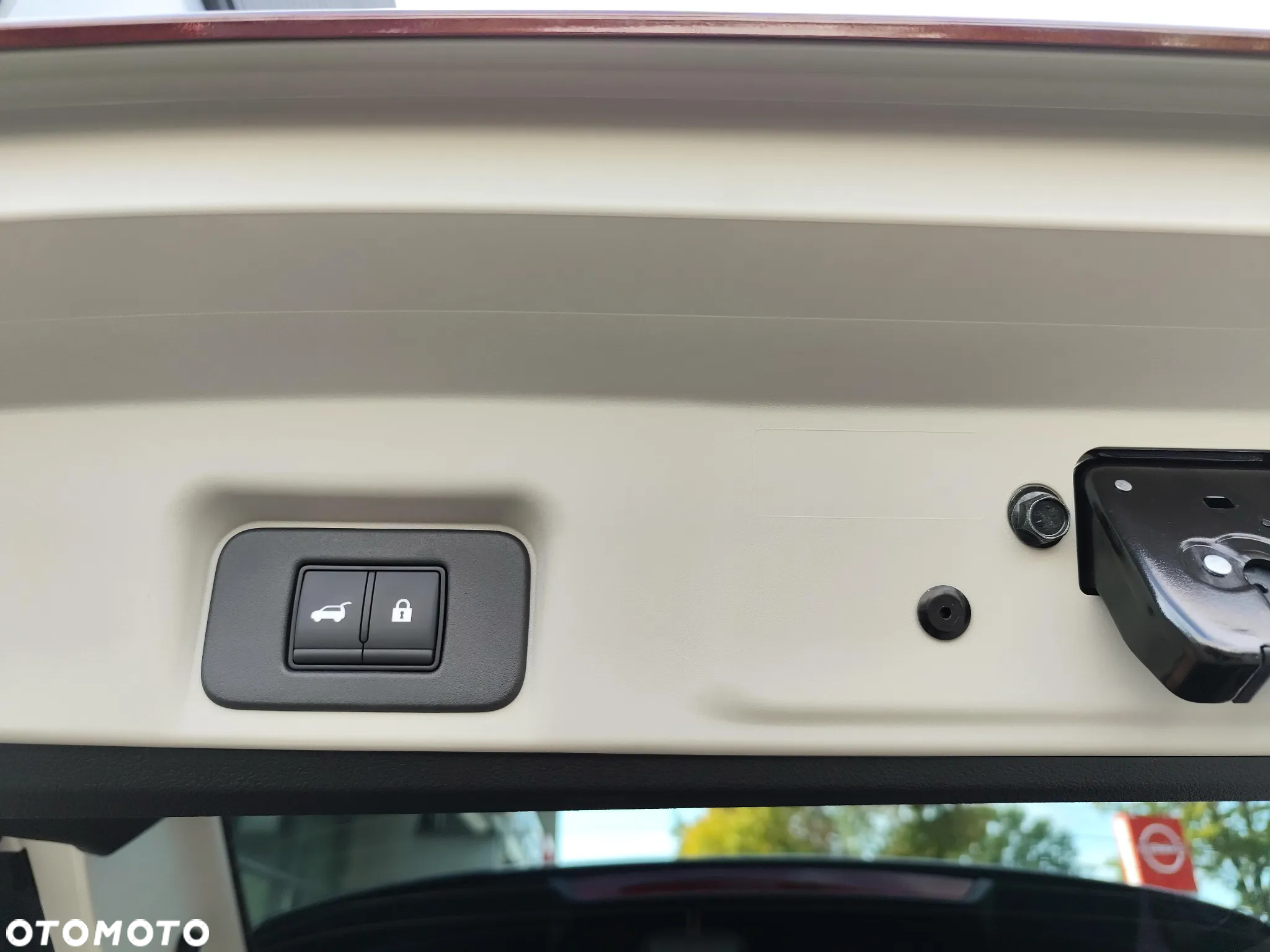 Nissan Ariya 87kWh E-4orce Evolve - 32