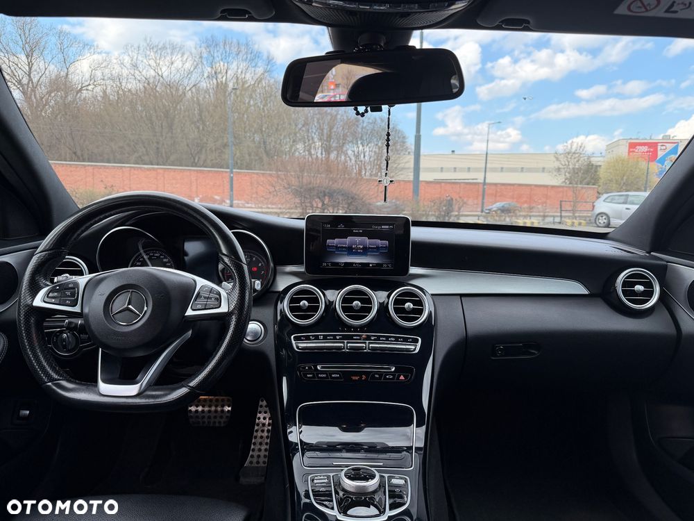 Mercedes-Benz Klasa C 200 4-Matic 9G-TRONIC - 7