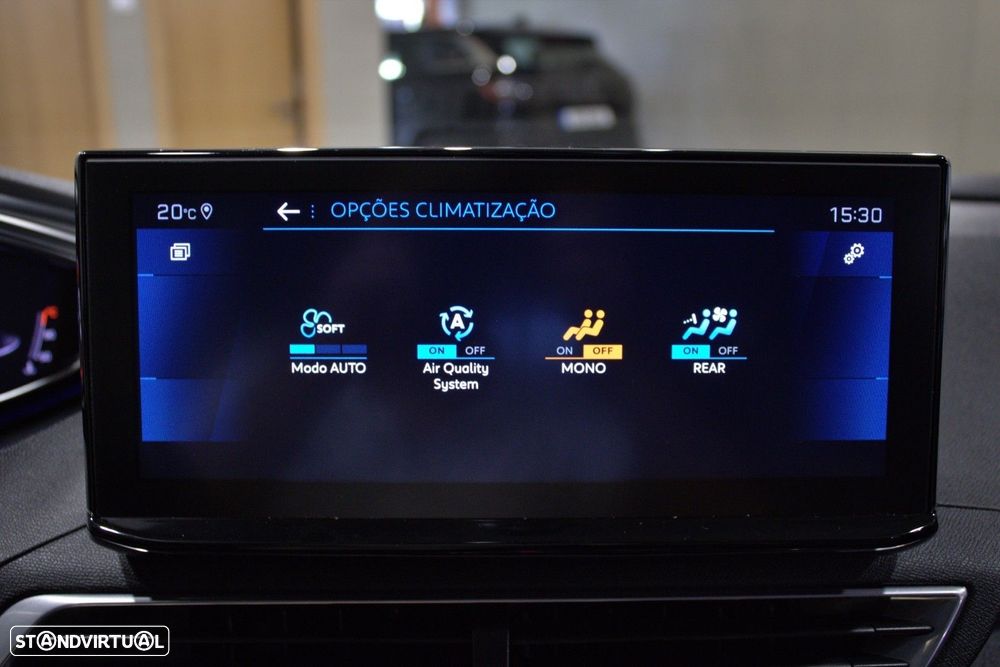 Peugeot 5008 1.5 BlueHDi Allure Pack EAT8 - 39