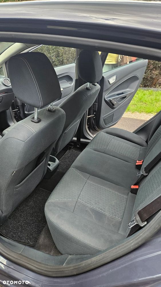 Ford Fiesta 1.6 TDCi Titanium - 8