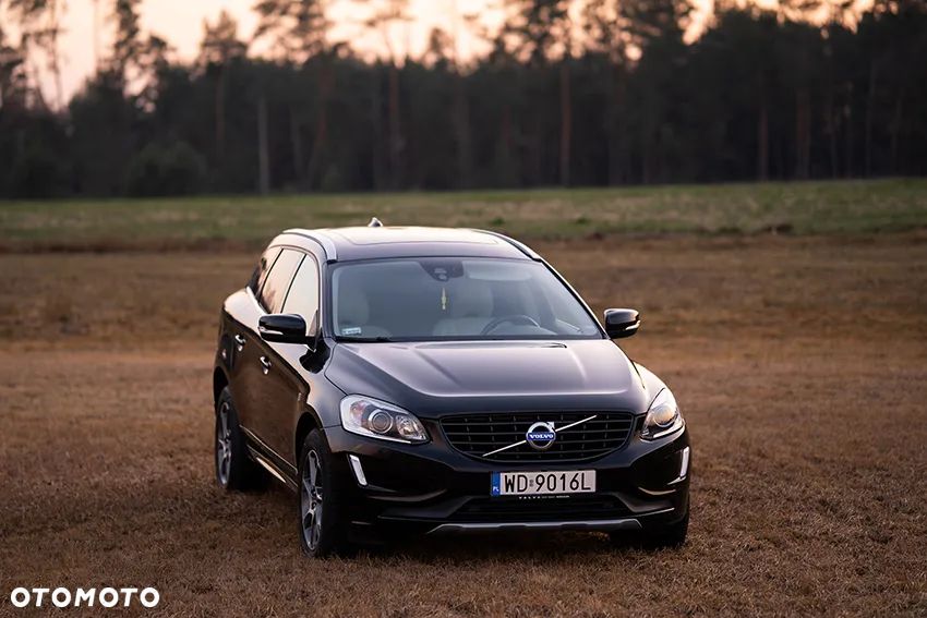 Volvo XC 60 D4 AWD Ocean Race - 16