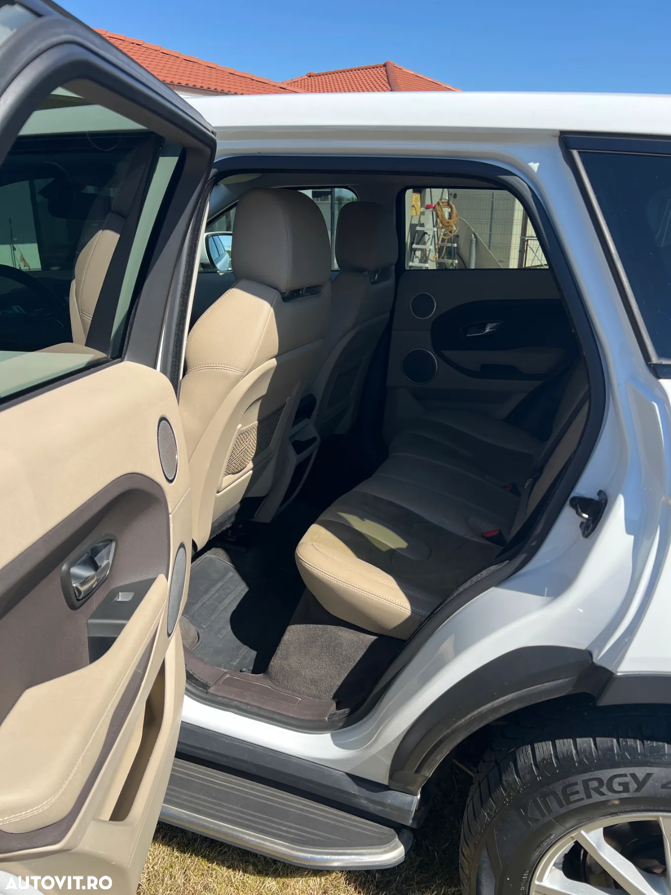 Land Rover Range Rover Evoque - 10