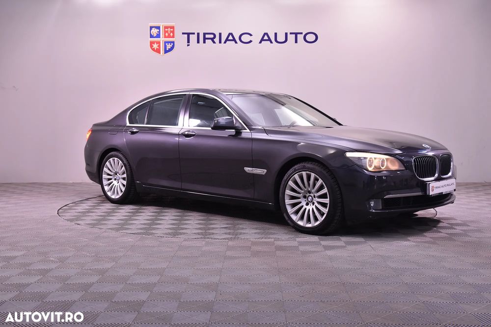 BMW Seria 7 - 8