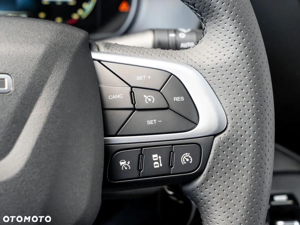 Iveco Daily 35S18HA8V 3.0 L4H3 - 12