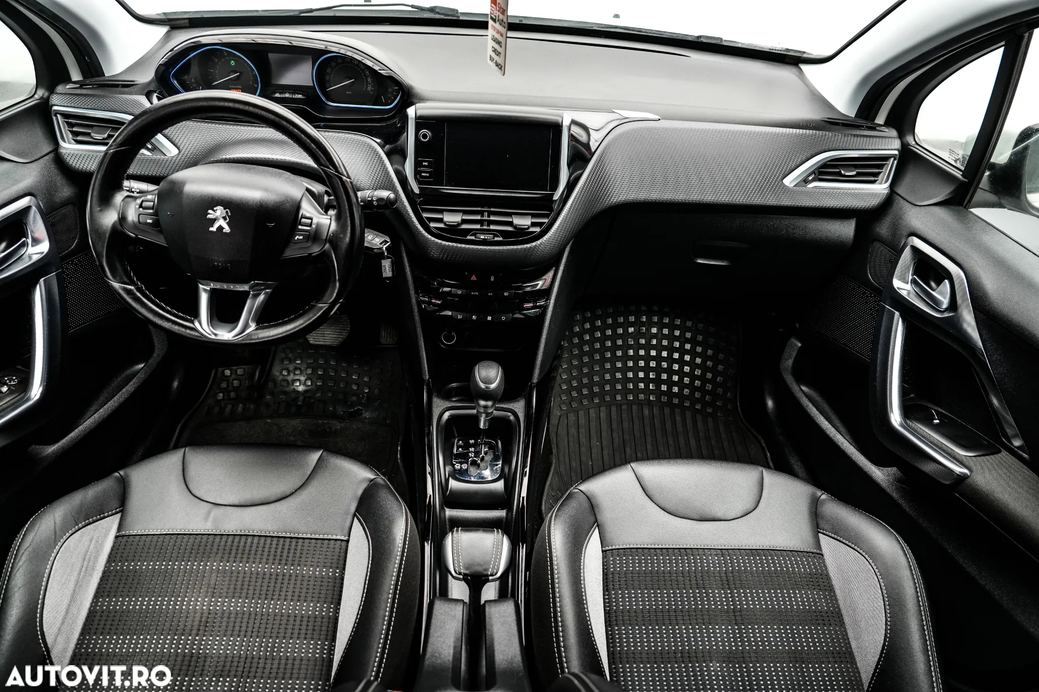 Peugeot 2008 1.2 PureTech Turbo EAT6 S&S Allure - 8