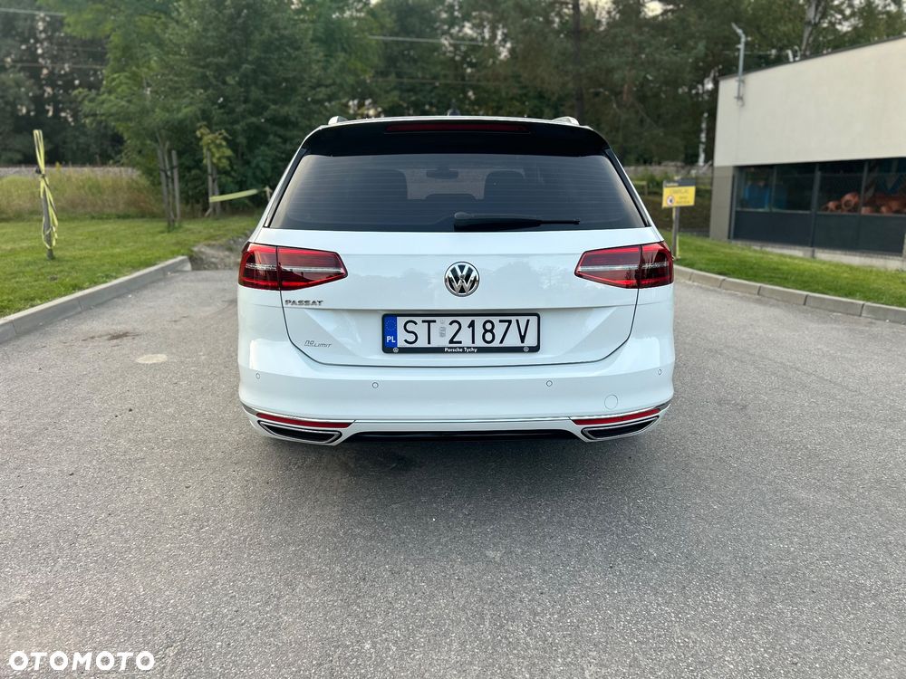Volkswagen Passat - 4