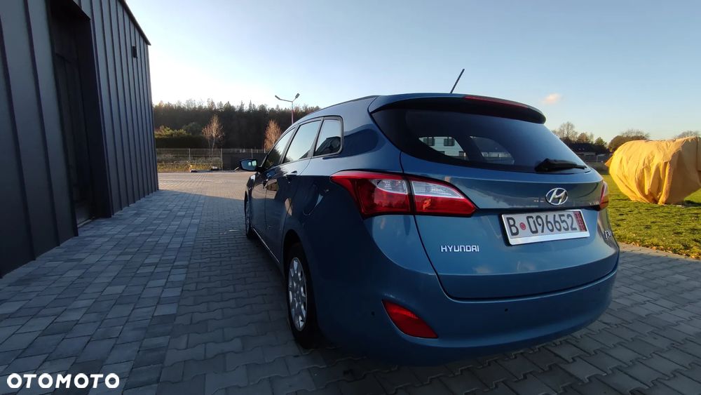 Hyundai i30 1.4 CRDi Trend - 35