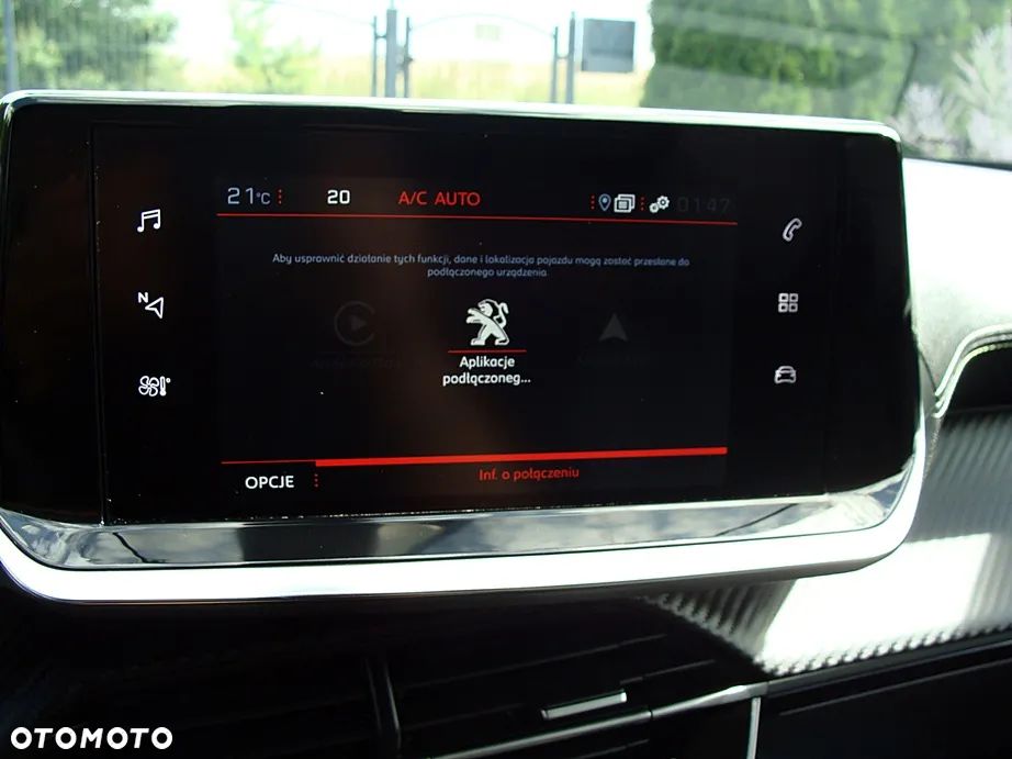 Peugeot 2008 PureTech 130 EAT8 GT - 27