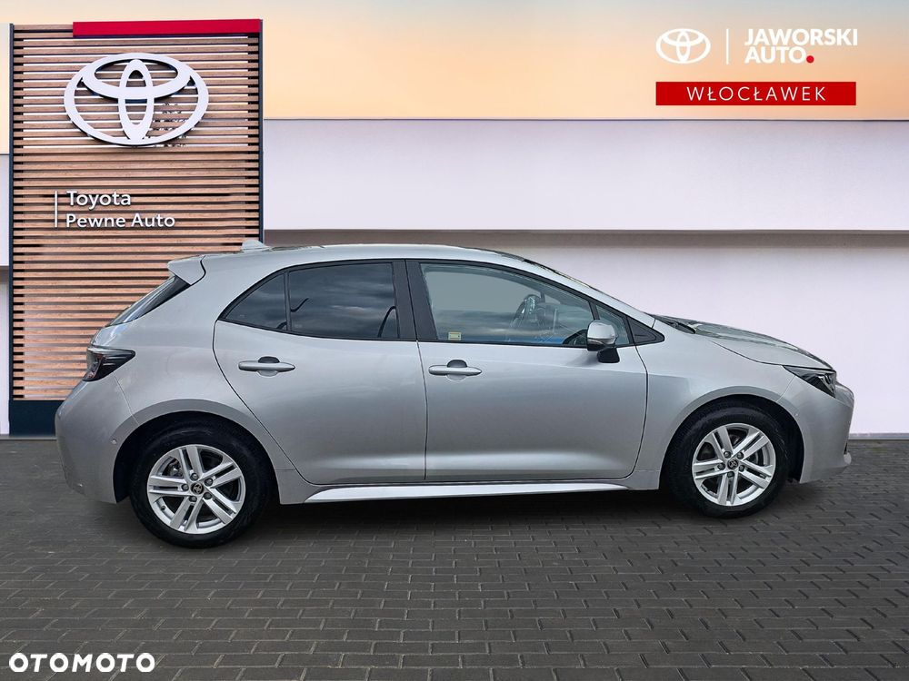 Toyota Corolla - 8