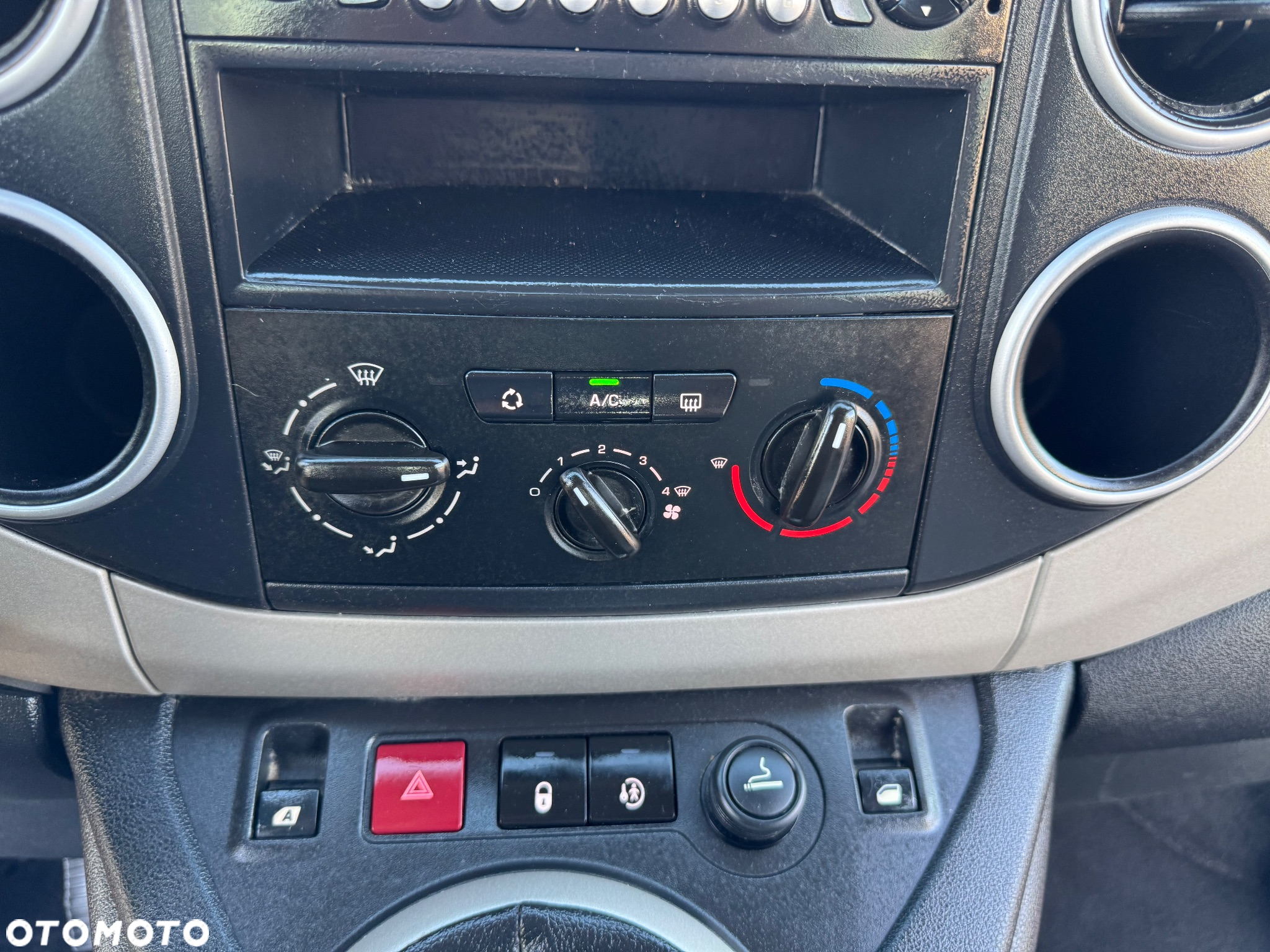 Peugeot Partner 1.6 HDi Outdoor - 21