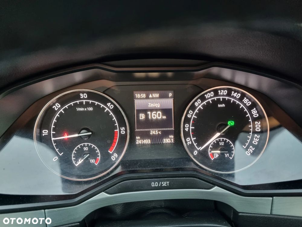 Skoda Superb 1.6 TDI DSG Style - 10