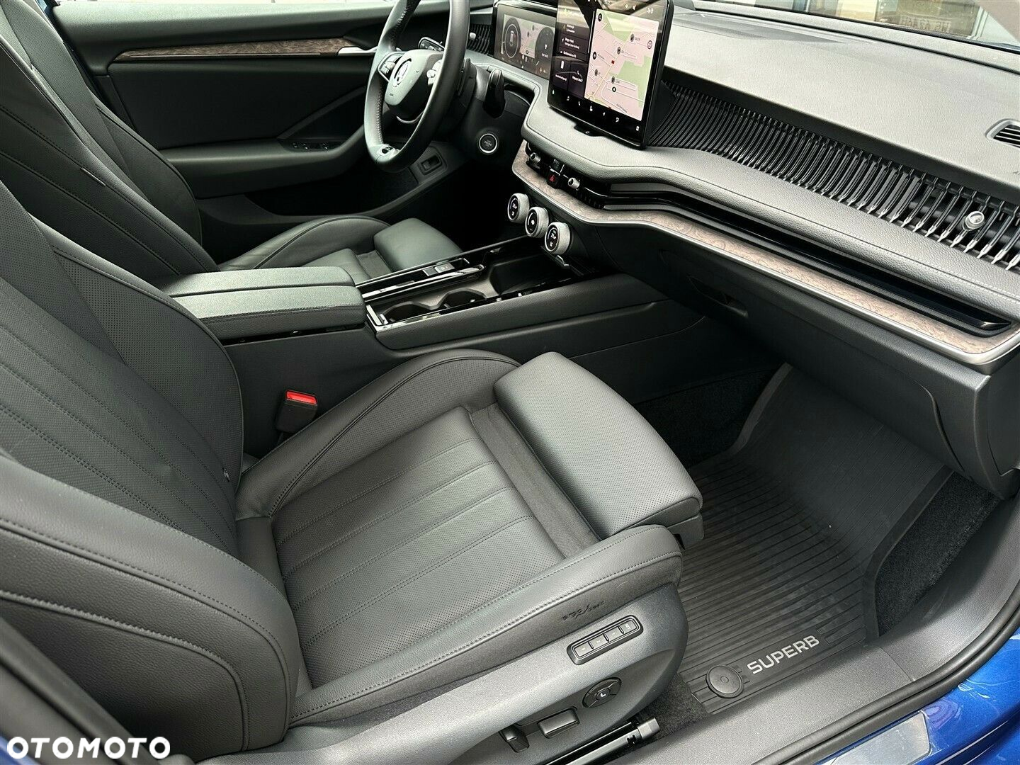 Skoda Superb 1.5 TSI L&K DSG - 7