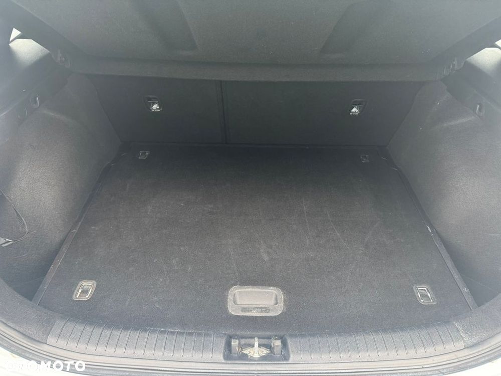 Kia Ceed 1.5 T-GDI M - 19
