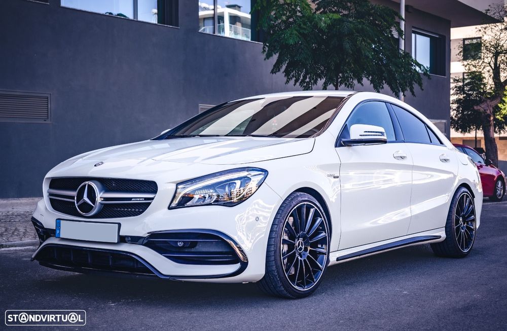 Mercedes-Benz CLA 45 AMG 4-Matic - 4