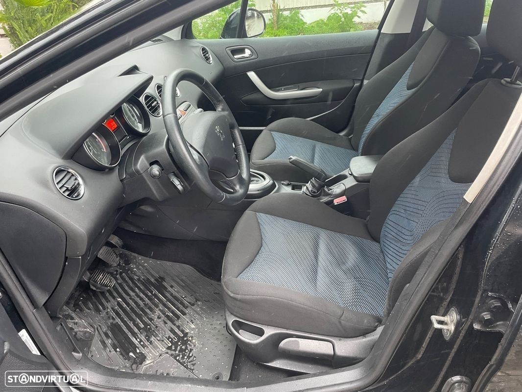 Peugeot 308 1.6 HDi Executive - 25