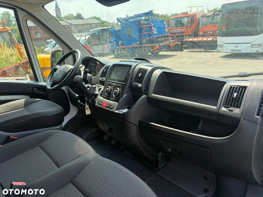 Peugeot Boxer 2023r. Klima Navi L3H2 Tylko 159 tyś km - 10