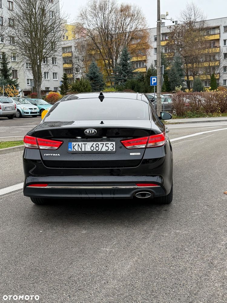 Kia Optima 1.7 CRDI XL DCT - 4