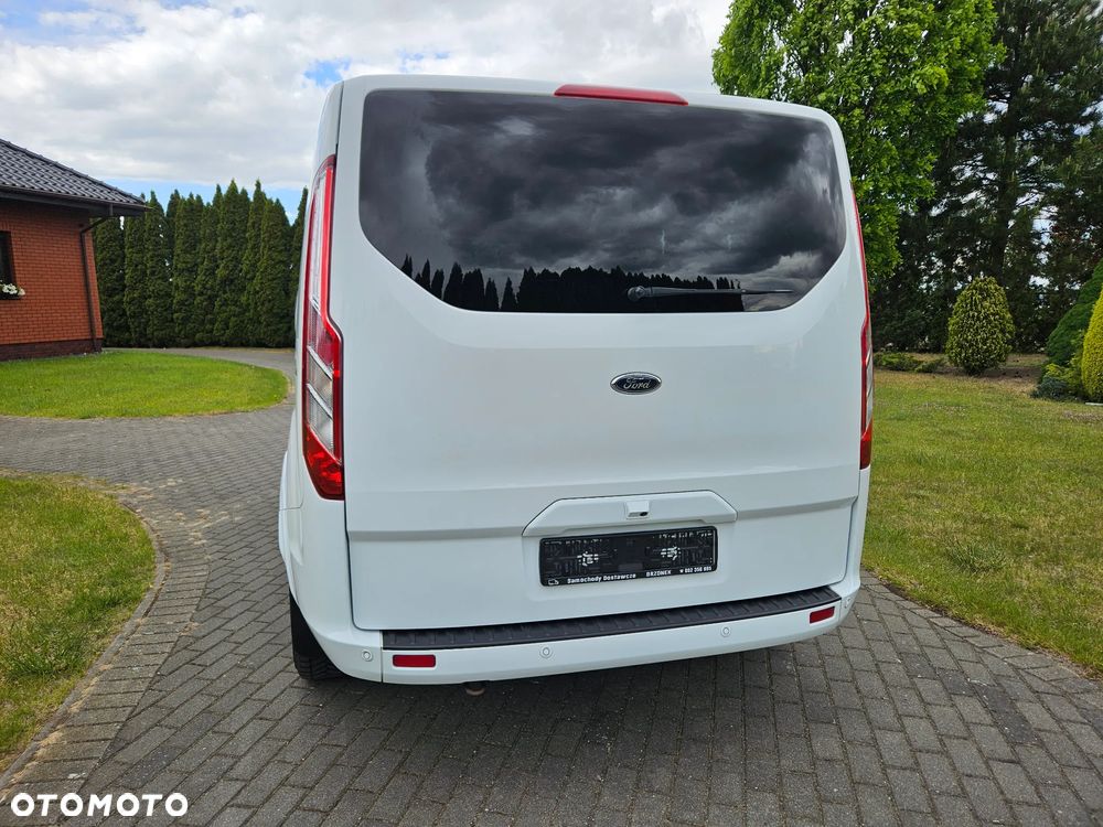 Ford Tourneo Custom - 6