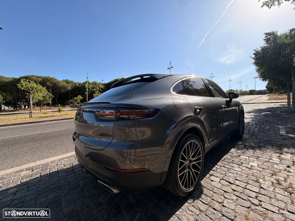 Porsche Cayenne Coupé E-Hybrid - 10